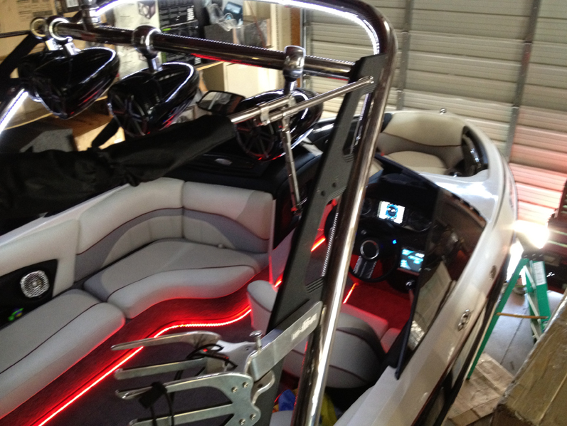 23 Malibu Wakesetter LSV Customization